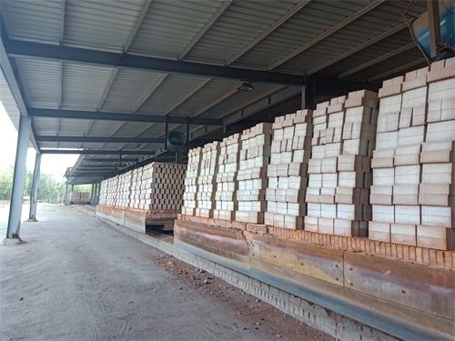 KP1煤矸石页岩多孔砖生产厂家